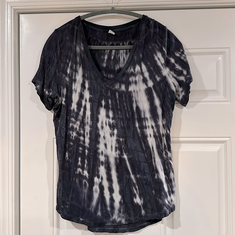 Old navy size medium luxe T-shirt